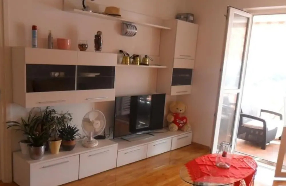 Apartment Amila with beautiful sea view