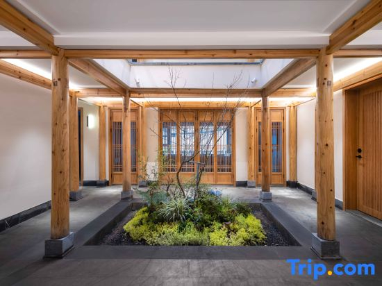 Guanshan · Liangjing Aesthetic Vacation Apartment