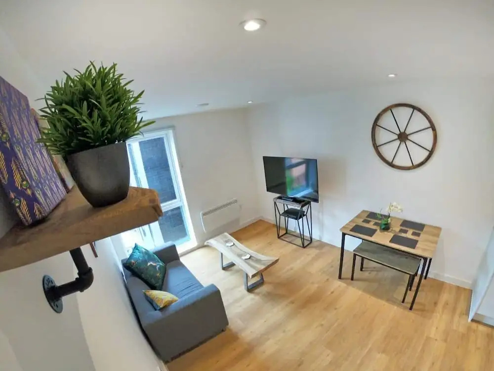 Luxury Apartment Near Piccadilly Station