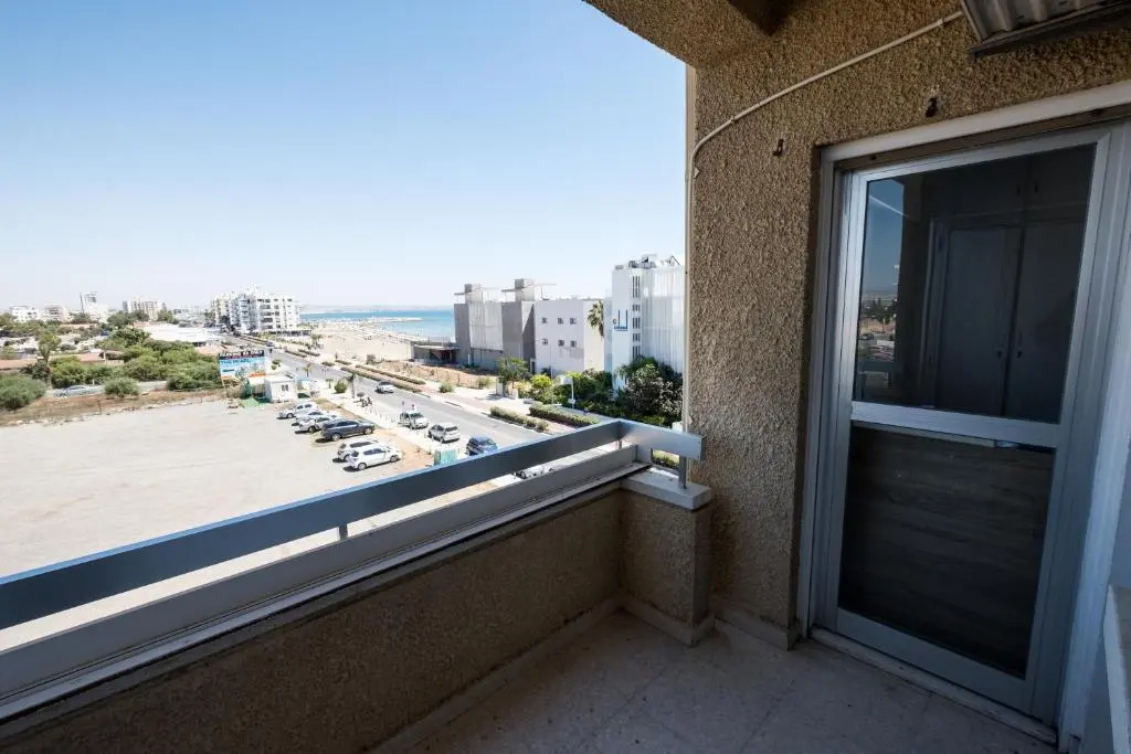 Apollon Beachfront Apartment 302