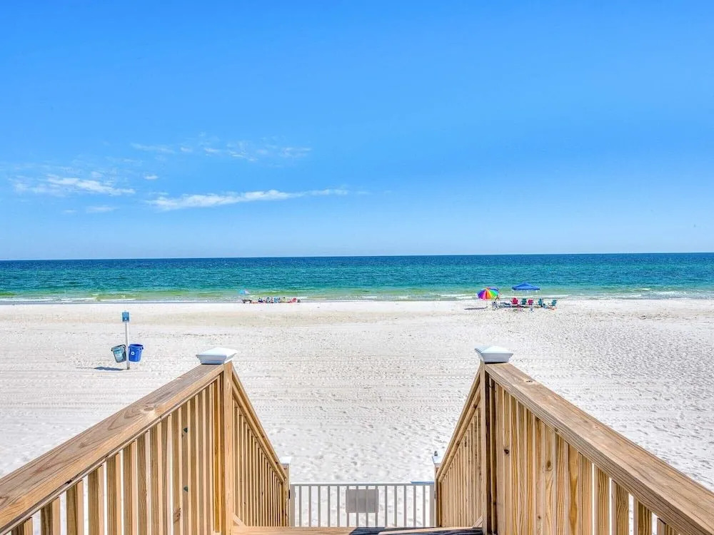 Arena Blanca Gulf Shores