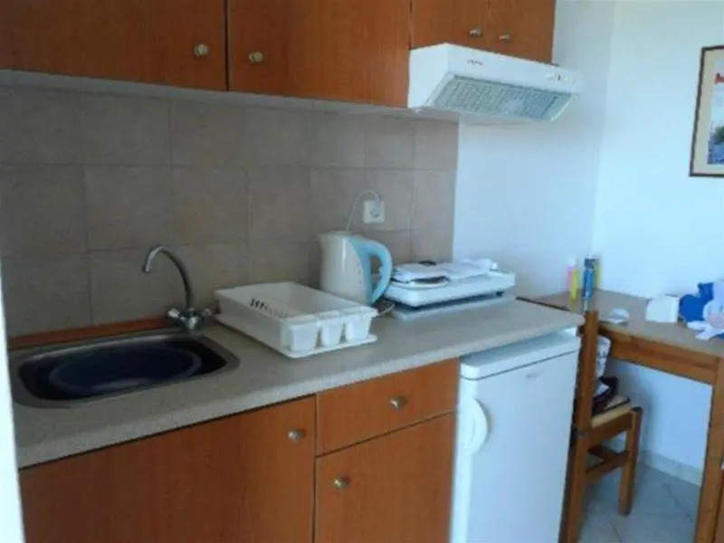 Matheos Apartments