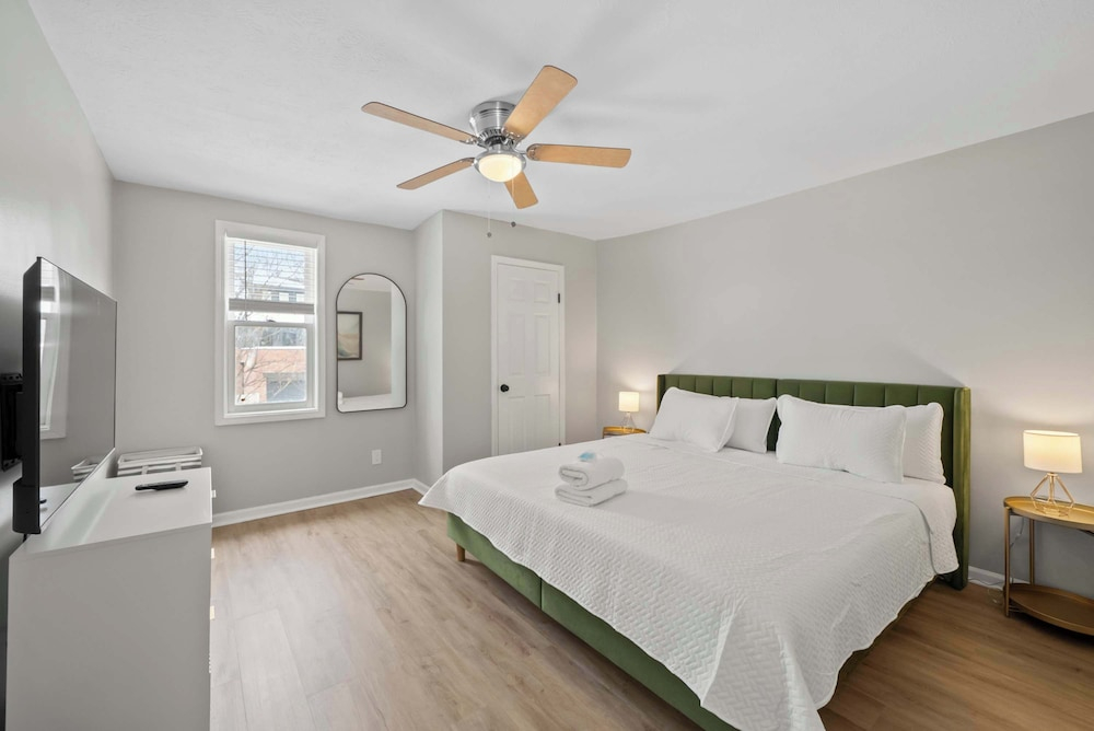 North Pearl Residencies 876