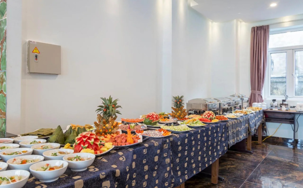 Palm Beach Hotel