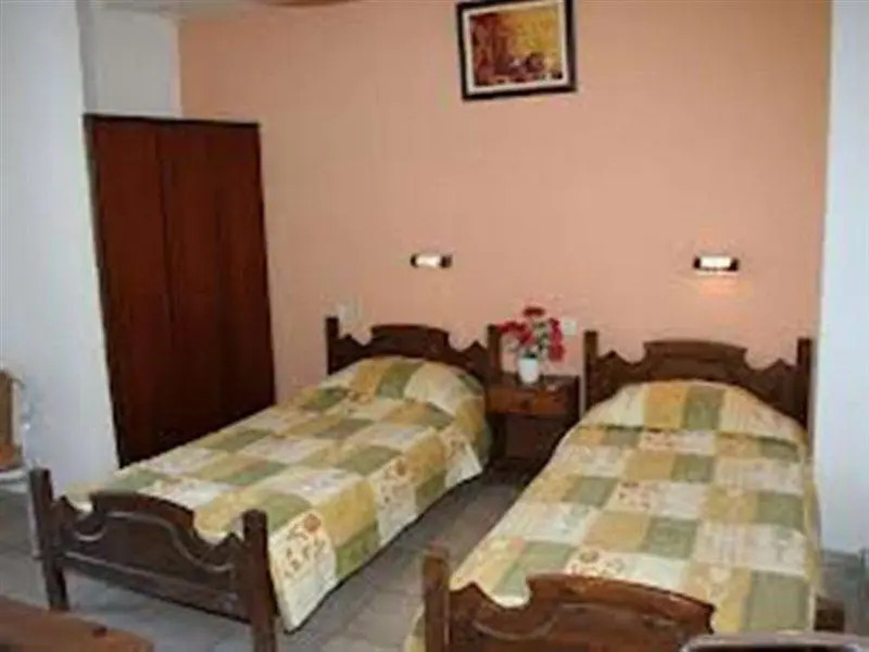 Australia Hotel