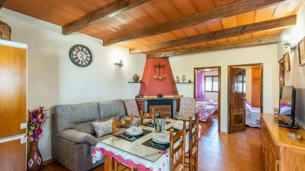 Casa Gonzalez Villanueva de la Concepcion by Ruralidays