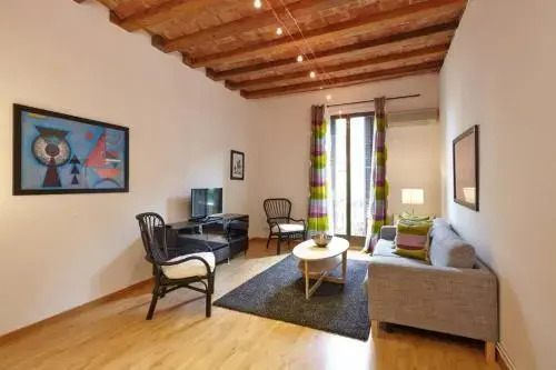 Beautiful apartment in Eixample