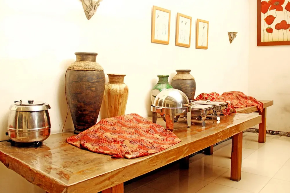 ZEN Rooms Riau Martadinata