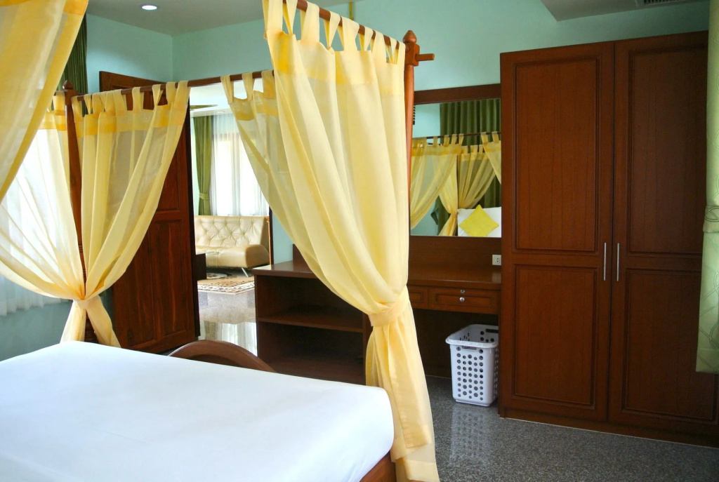 PS Thana Resort