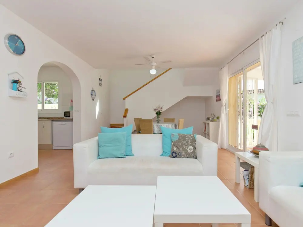 Sunny Coastal Stay in Zingst