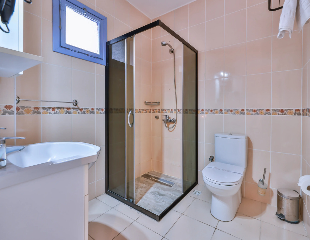 Livan Hotel Deluxe
