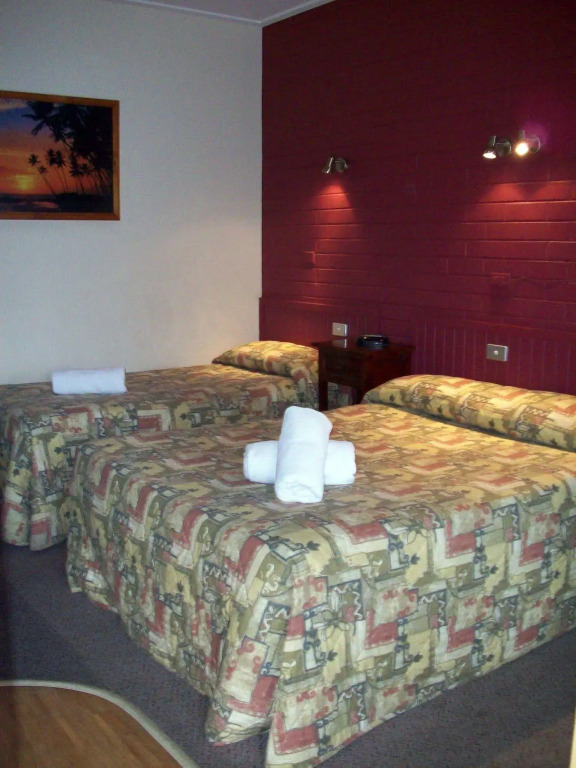 Elm Motel