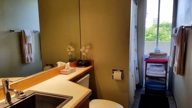 Diamond Head Beach Hotel 805