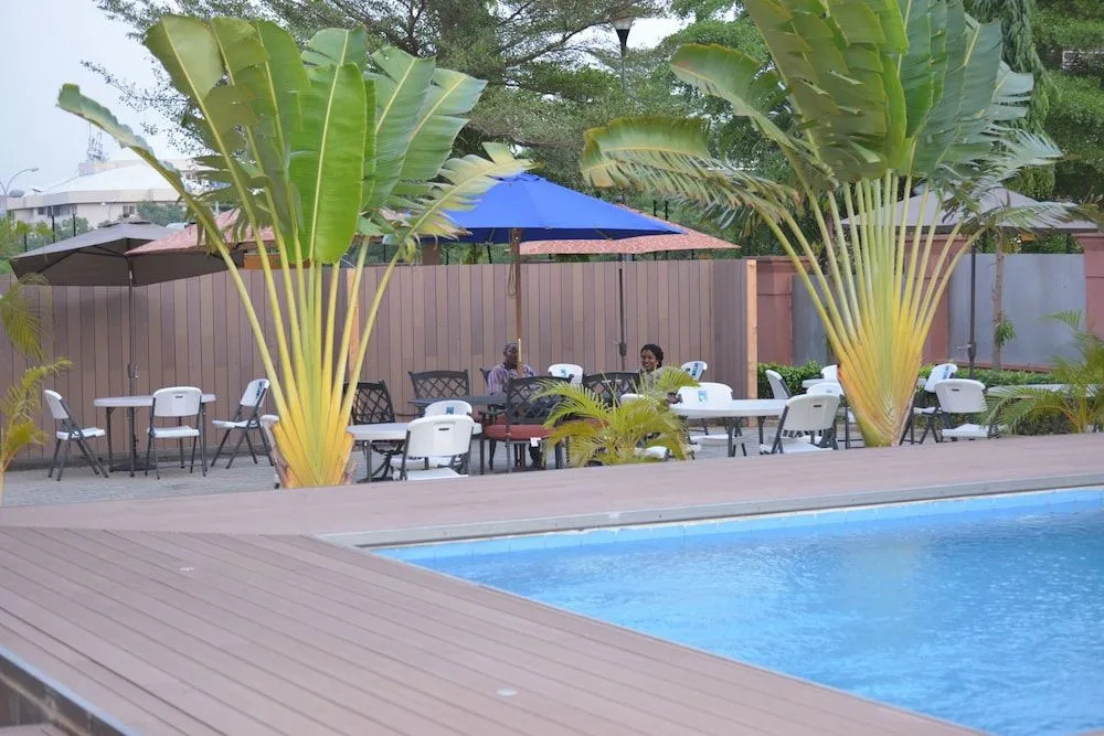 Alphaplus Apartments