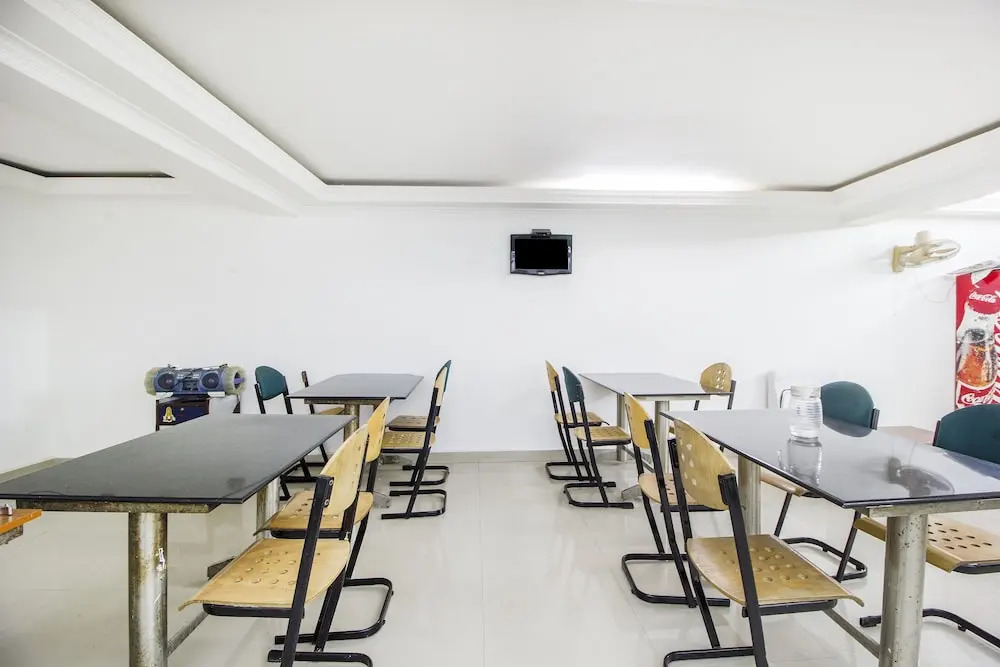 FabHotel Rekha Residency Rajajinagar