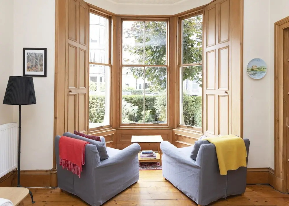 JOIVY 3 Bed Meadows Flat Near Castle & Royal Mile