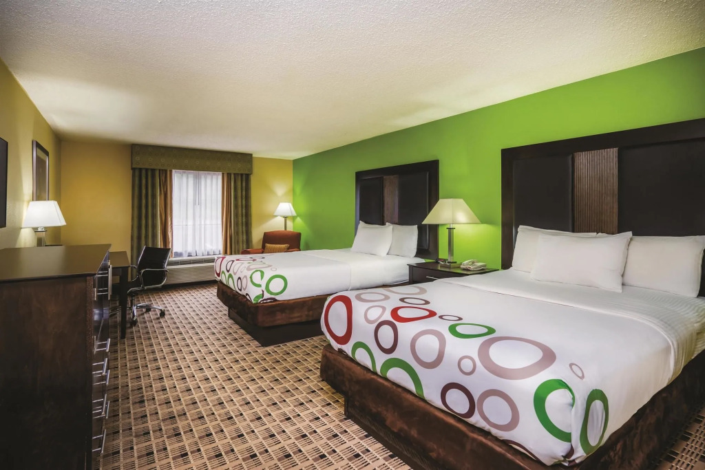 Garner Hotel Glen Burnie BWI Airport Area by IHG