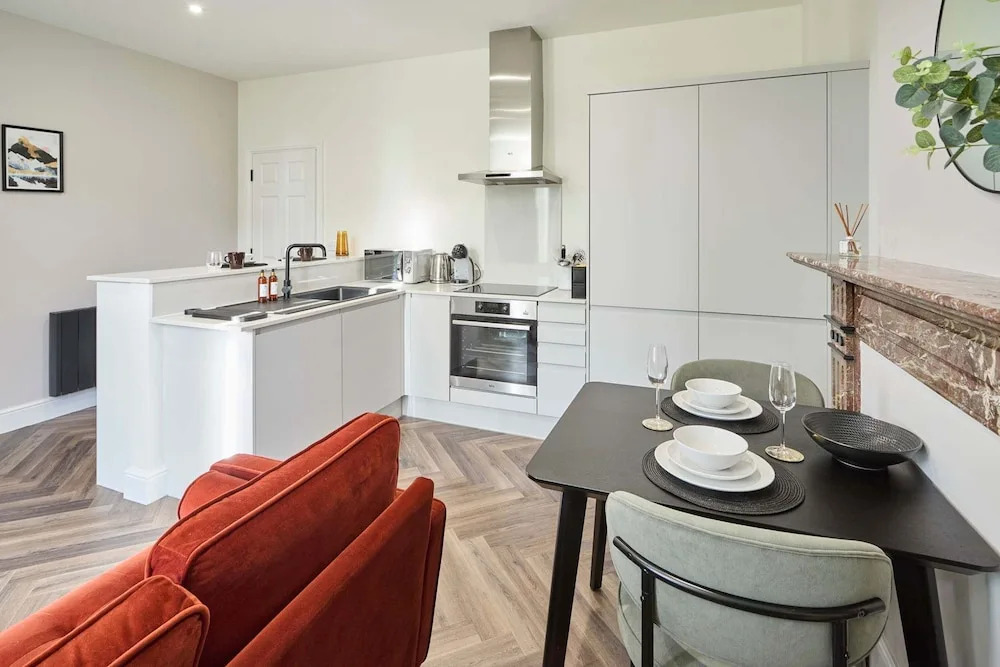 Host Stay Apartment 2 Upton House