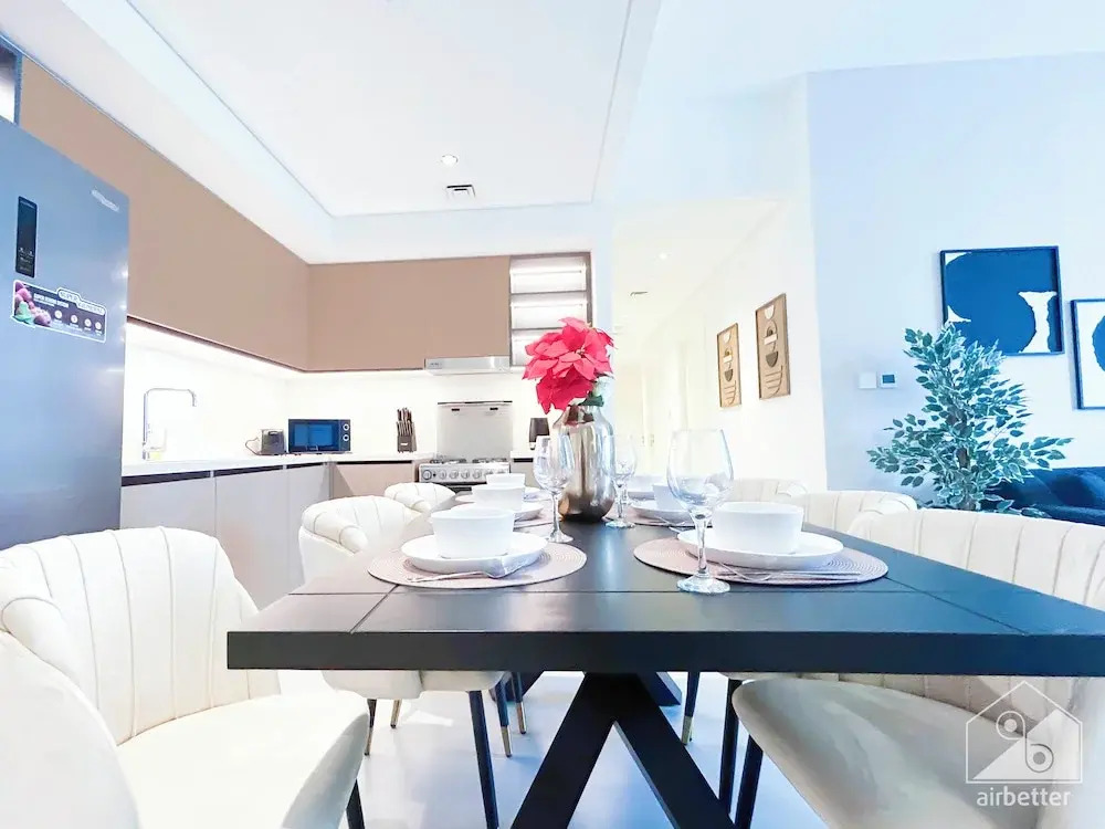 Luxury Burj Crown Downtown 4 Bedroom With Balcony