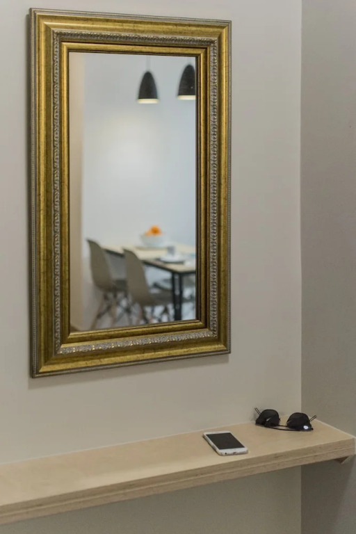 Centrally Located Flat with 1 Bedroom