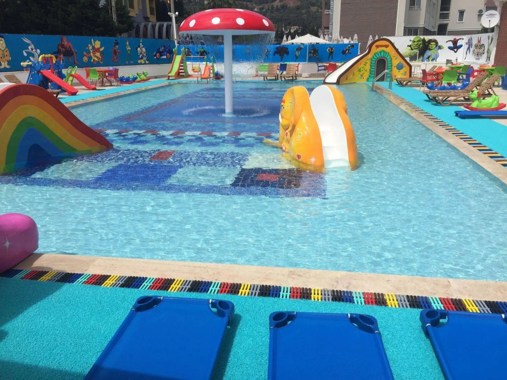 Comet De Luxe Hotel