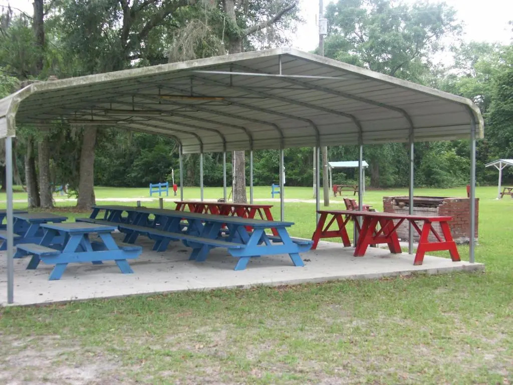 Deerwood Inn and Madison Campground