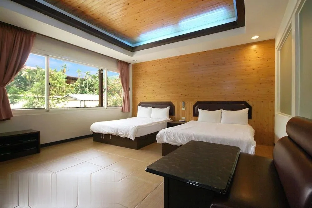 Mei Zhi Lin Holiday Homestay