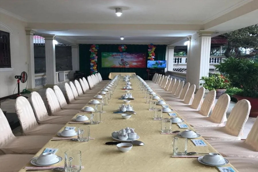 Huong Phong Hotel