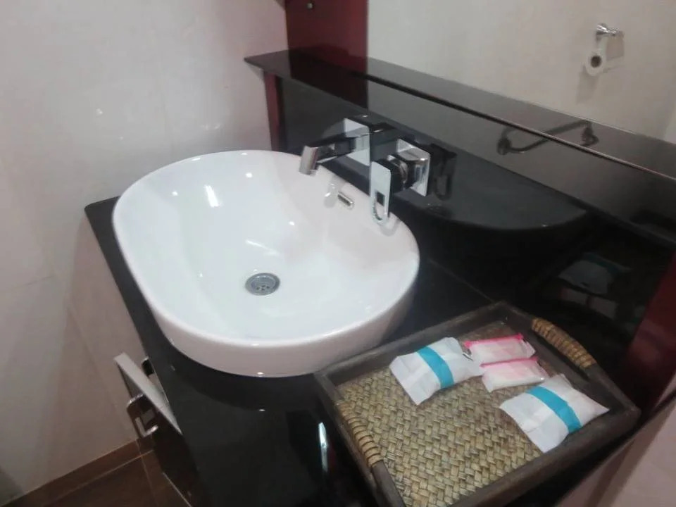 Inpeng Hotel and Resort