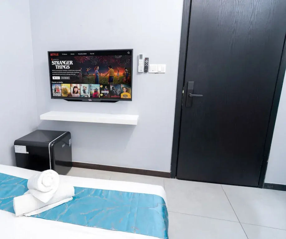Neu Suites @ 3rdNvenue by Perfect Host