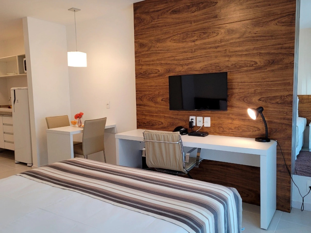Hplus Vision Executive