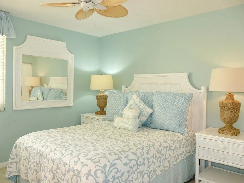 Unique Beachfront Condo With Panoramic Beach View