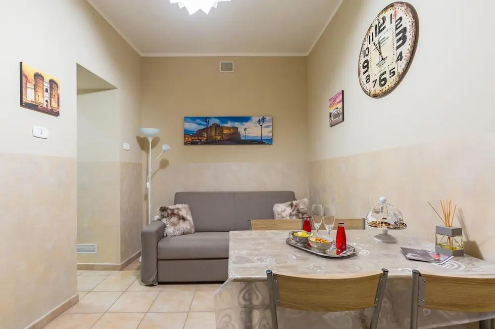 Apartment With one Bedroom in Napoli, With Wonderful City View and Wifi