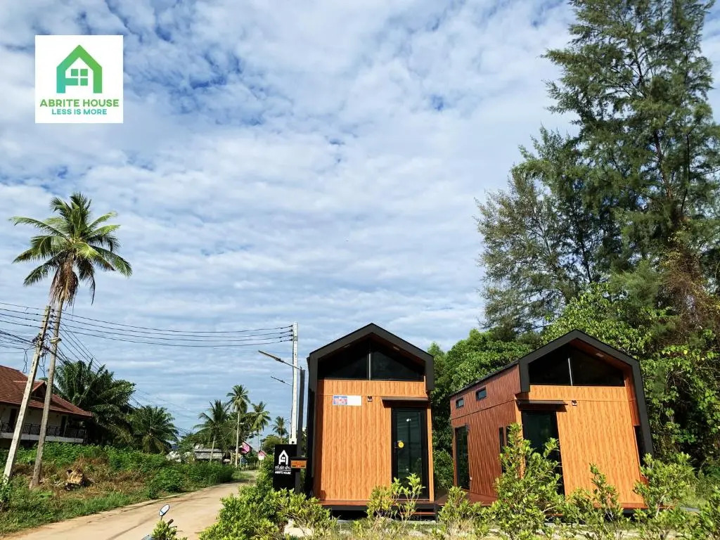 2 Tiny Houses on Koh Lanta Only 2 Minutes Walk to the Beach
