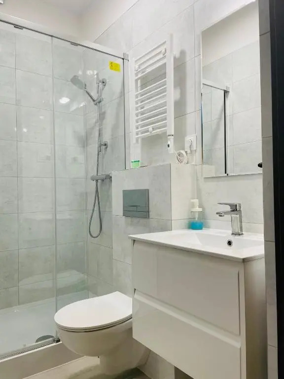Pokoje i Apartamenty Willa Bielany