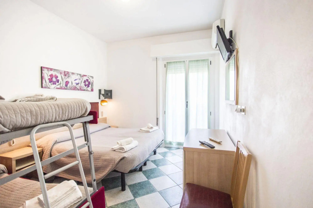 Hotel Aldebaran - Sea & Center