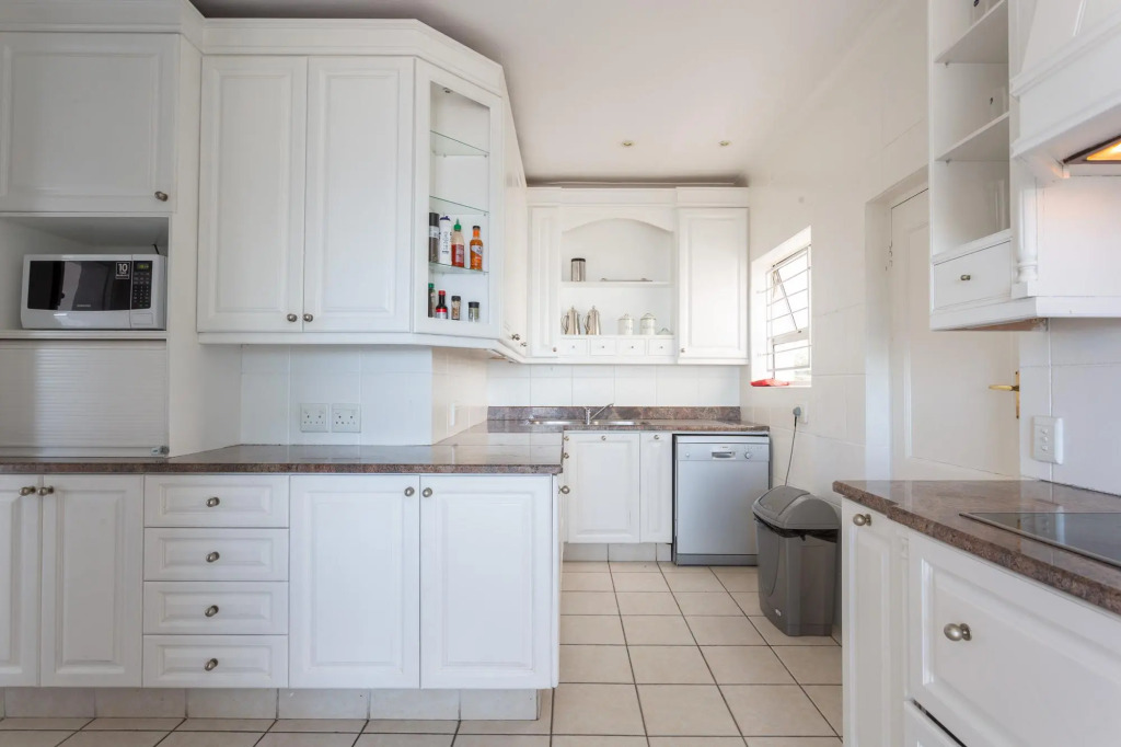 Casa Blanca - Camps Bay