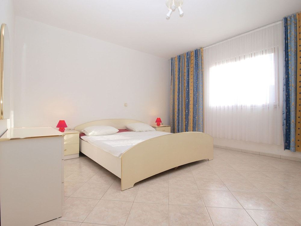 Apartment 1481