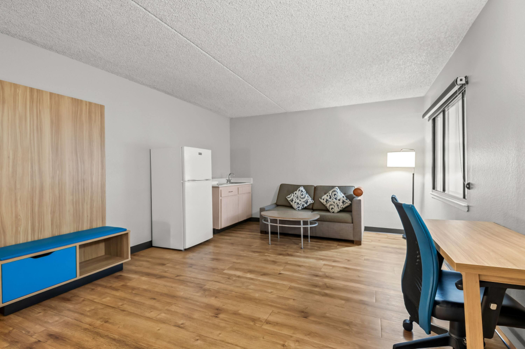 Days Inn by Wyndham Buena Park Anaheim