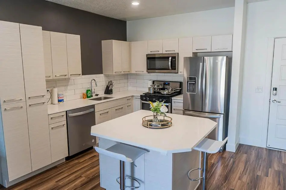 Luxe Downtown Condo with Amenities 32