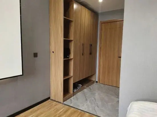 Hefei Xinbaiya E-sports Hotel
