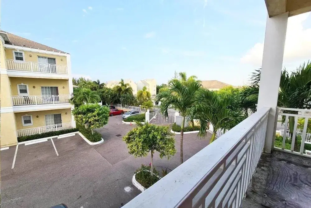 Luxury Condo at Venito