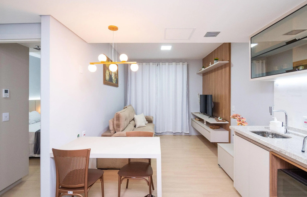 Apartamento Localizado No Setor Marista   Bs1755