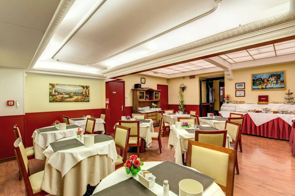 Flower Garden Hotel