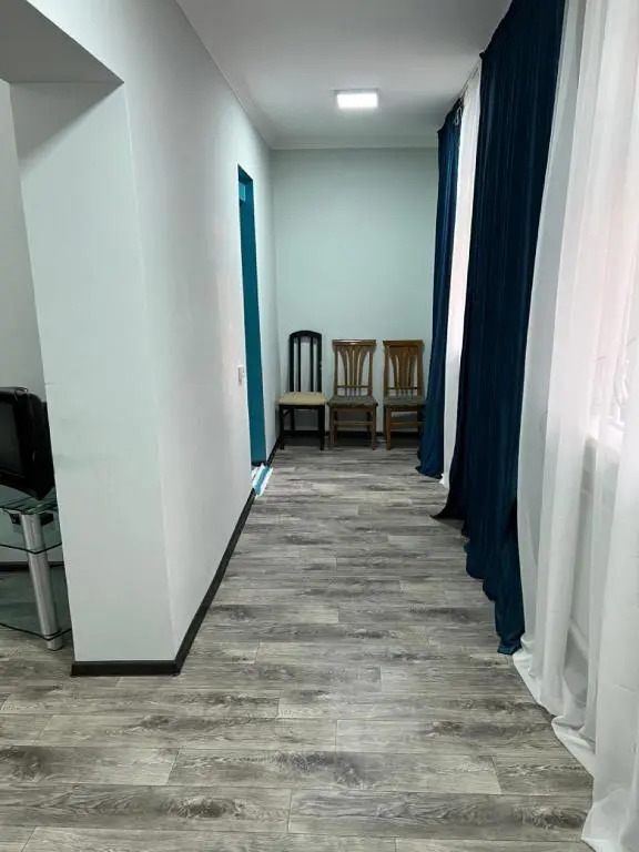 2 bedroom apartment center