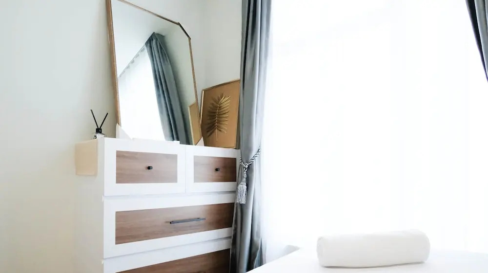 Aesthetic 2Br Connected To Mall At Supermall Mansion Apartment