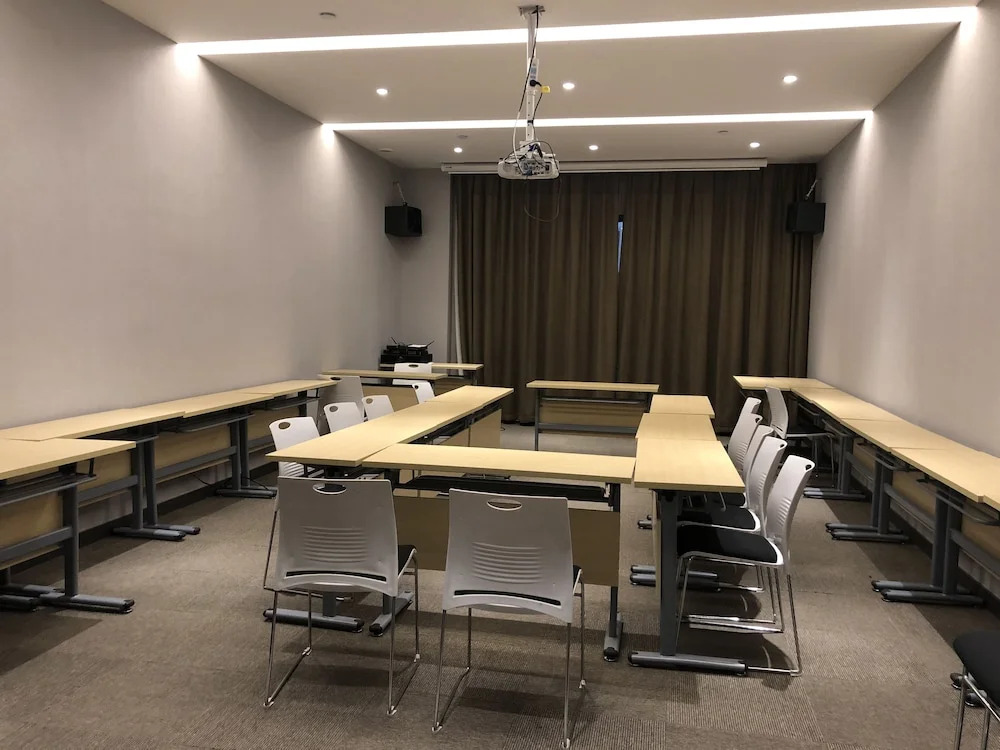 Отель Ibis Styles Nanjing Dongqi Road Hotel