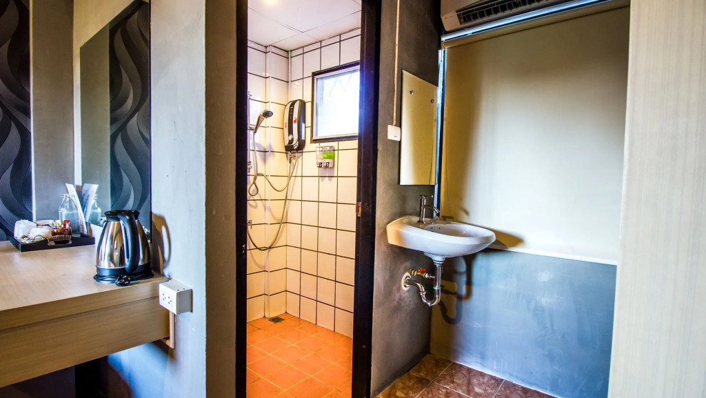 B2 Lanna Boutique & Budget Hotel