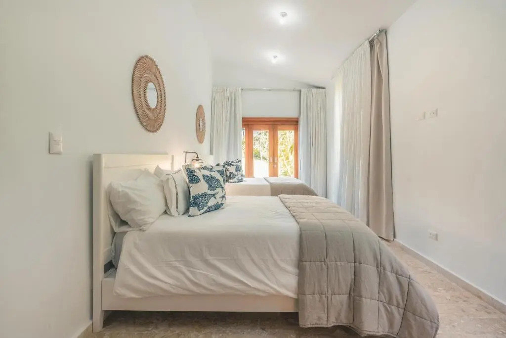 Fabulous villa with picuzzi at Green Village B843
