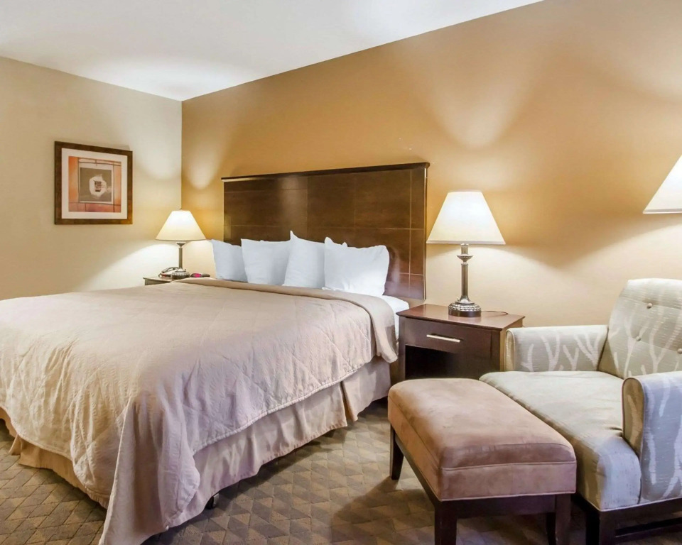 Quality Inn & Suites Greenville I-65